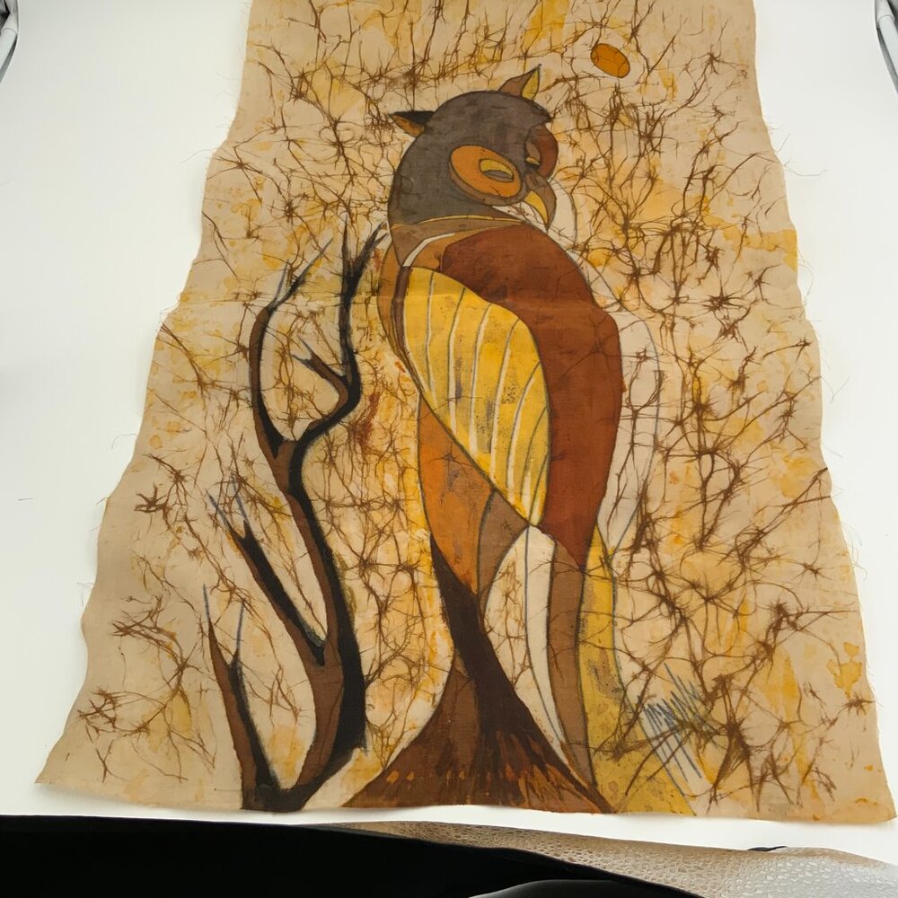 Handmade Signed Vintage Long-Eared Owl Batik Fabric - Picture 4 of 4